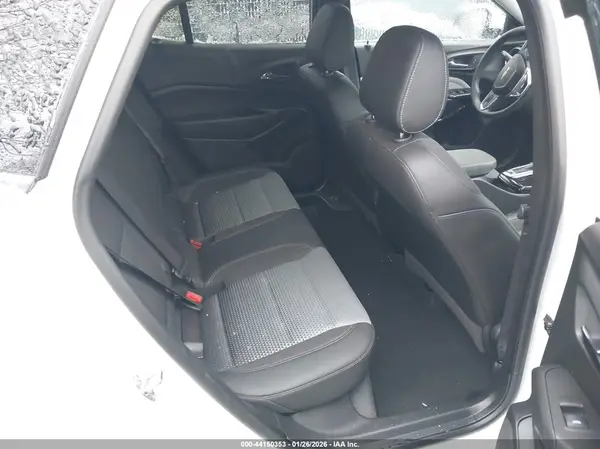 KL77LHEPXSC299067 2025 CHEVROLET TRAX - Image 8