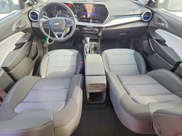 KL77LHEPXSC299473 2025 CHEVROLET TRAX - Image 8