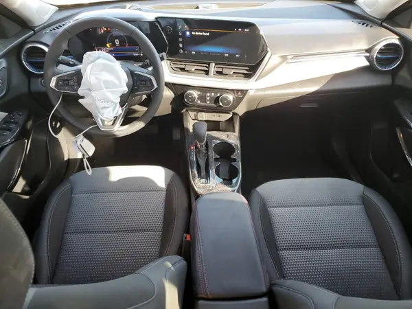 KL77LHEPXSC315526 2025 CHEVROLET TRAX - Image 8