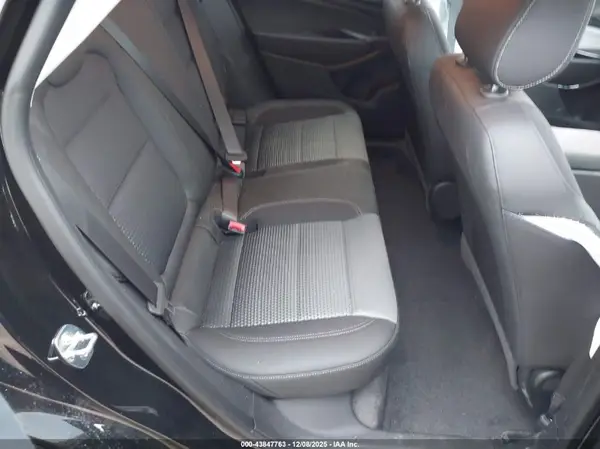 KL77LHEPXTC020573 2026 CHEVROLET TRAX - Image 8