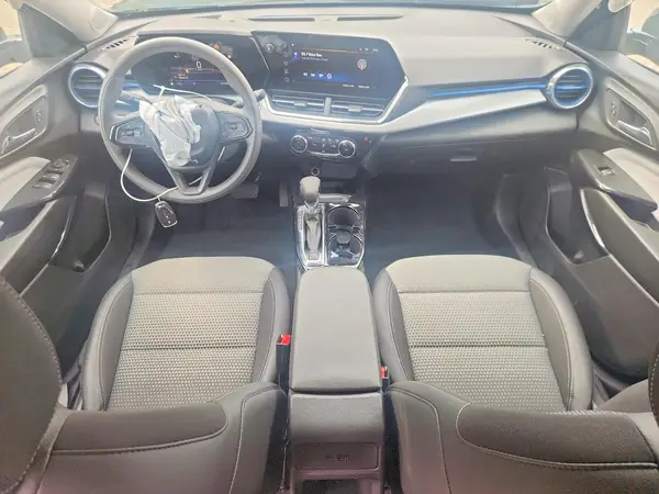 KL77LHEPXTC032464 2026 CHEVROLET TRAX - Image 8