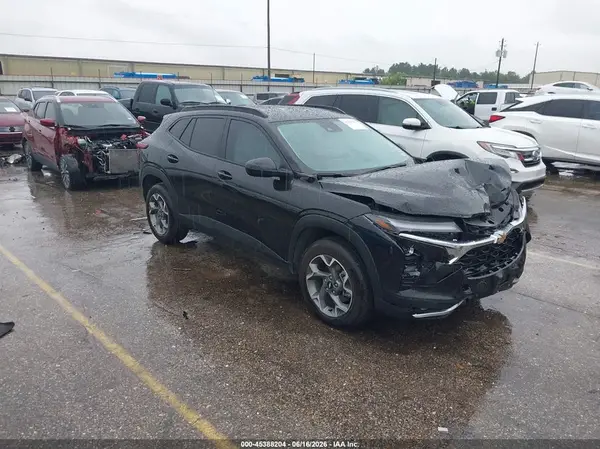 KL77LHEPXTC039107 2026 CHEVROLET TRAX - Image 1