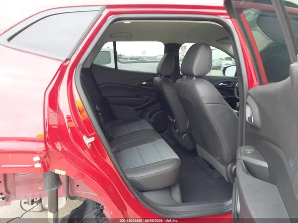 KL77LHEPXTC040287 2026 CHEVROLET TRAX - Image 8