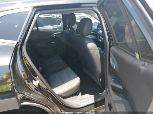 KL77LHEPXTC110709 2026 CHEVROLET TRAX - Image 8