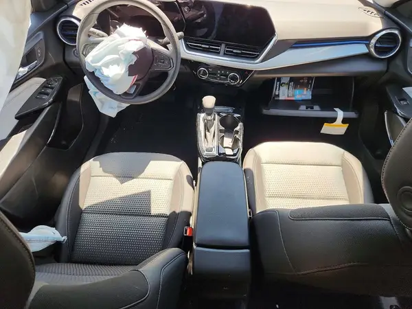 KL77LHEPXTC127266 2026 CHEVROLET TRAX - Image 8