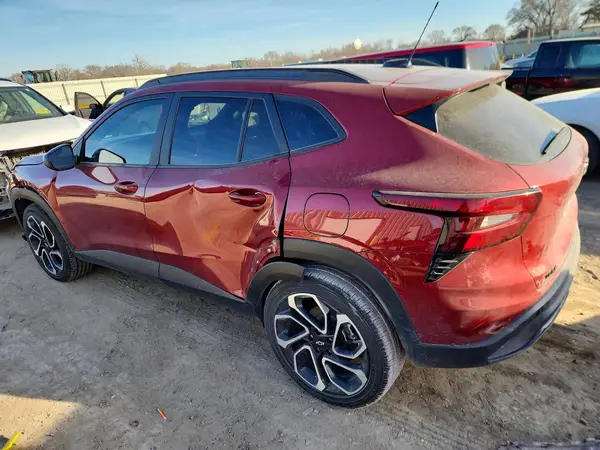 KL77LJE20RC005214 2024 CHEVROLET TRAX - Image 2