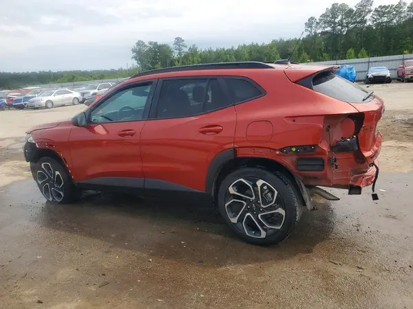 KL77LJE20RC006010 2024 CHEVROLET TRAX - Image 2