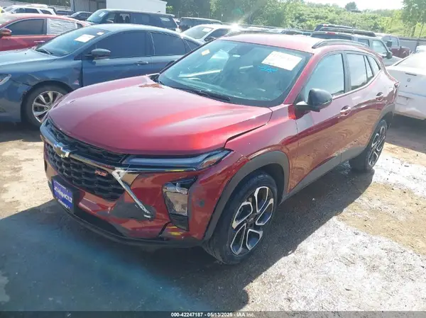 KL77LJE22RC165286 2024 CHEVROLET TRAX - Image 2