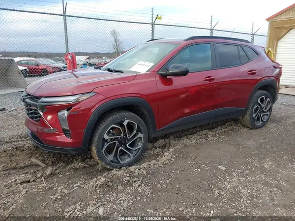 KL77LJE23RC005157 2024 CHEVROLET TRAX - Image 2