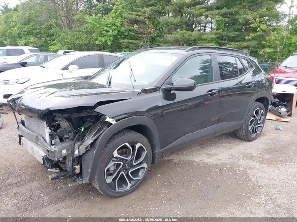 KL77LJE24RC146450 2024 CHEVROLET TRAX - Image 2