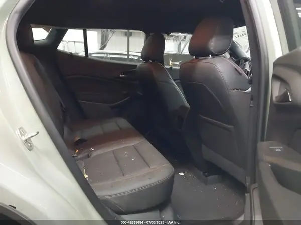 KL77LJE24RC185944 2024 CHEVROLET TRAX - Image 8