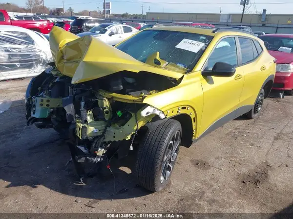 KL77LJE25RC138714 2024 CHEVROLET TRAX - Image 2