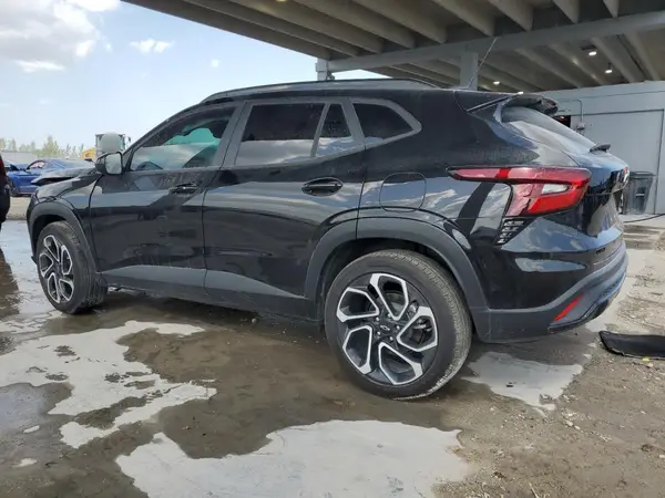 KL77LJE25RC175813 2024 CHEVROLET TRAX - Image 2