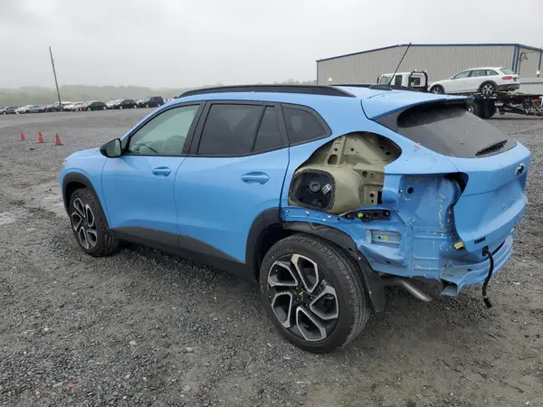 KL77LJE25RC206297 2024 CHEVROLET TRAX - Image 2