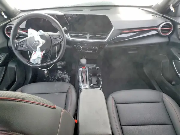 KL77LJE25SC071733 2025 CHEVROLET TRAX - Image 8