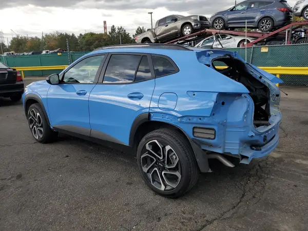 KL77LJE26RC022731 2024 CHEVROLET TRAX - Image 2