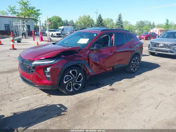 KL77LJE26RC041392 2024 CHEVROLET TRAX - Image 2