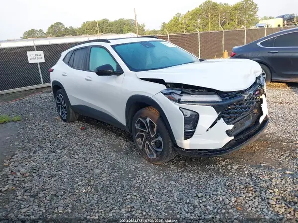 KL77LJE28RC030734 2024 CHEVROLET TRAX - Image 1