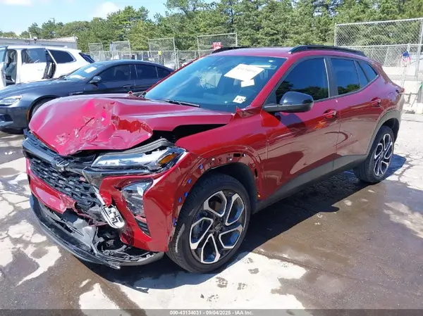 KL77LJE28RC209663 2024 CHEVROLET TRAX - Image 2