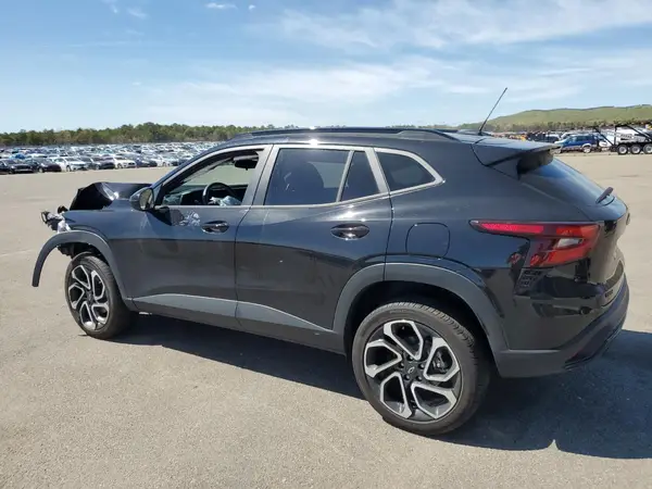KL77LJE28RC222509 2024 CHEVROLET TRAX - Image 2