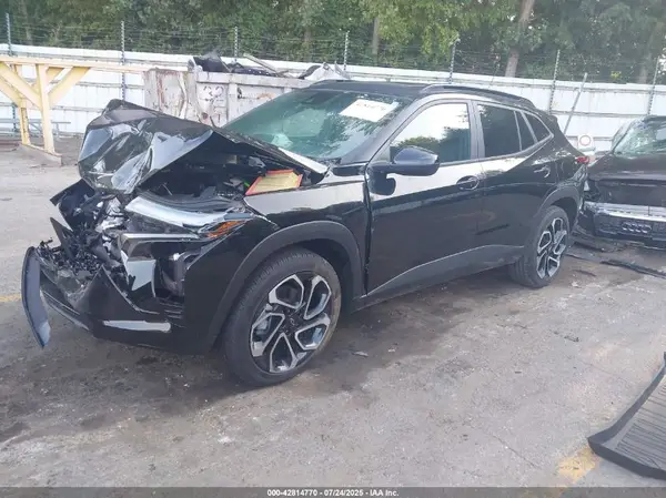 KL77LJE29RC159050 2024 CHEVROLET TRAX - Image 2