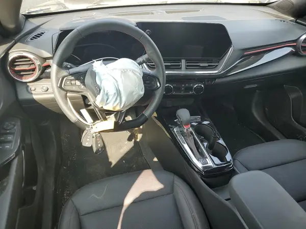 KL77LJEP0SC138492 2025 CHEVROLET TRAX - Image 8