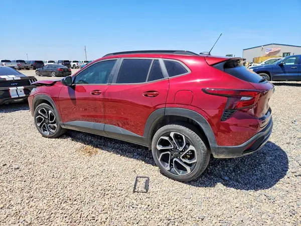 KL77LJEP0SC201977 2025 CHEVROLET TRAX - Image 2