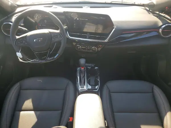 KL77LJEP0SC292667 2025 CHEVROLET TRAX - Image 8