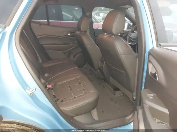KL77LJEP0SC320161 2025 CHEVROLET TRAX - Image 8