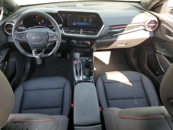 KL77LJEP0SC327272 2025 CHEVROLET TRAX - Image 8