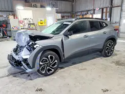 KL77LJEP0SC328230 2025 CHEVROLET TRAX