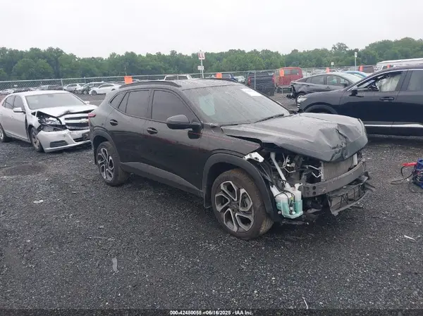 KL77LJEP1SC001254 2025 CHEVROLET TRAX - Image 1