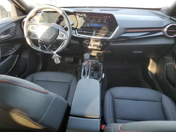 KL77LJEP1SC058795 2025 CHEVROLET TRAX - Image 8
