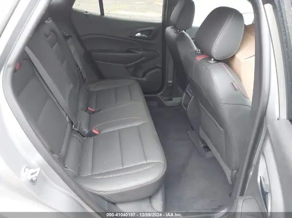 KL77LJEP1SC074902 2025 CHEVROLET TRAX - Image 8