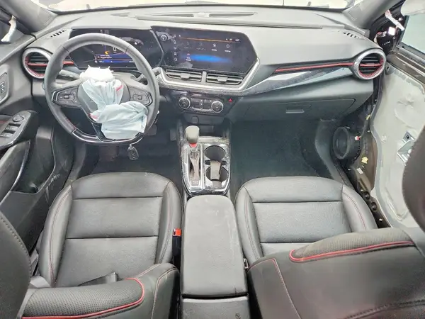 KL77LJEP1SC084121 2025 CHEVROLET TRAX - Image 8
