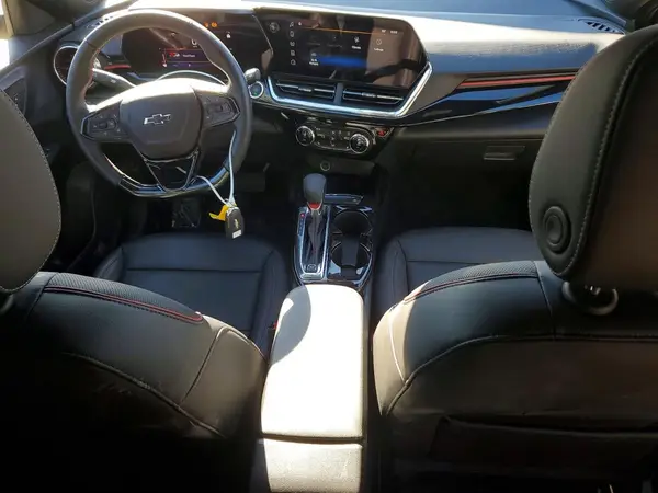 KL77LJEP1SC097922 2025 CHEVROLET TRAX - Image 8