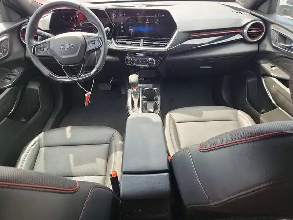 KL77LJEP1SC105095 2025 CHEVROLET TRAX - Image 8