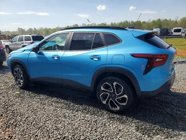 KL77LJEP1SC142017 2025 CHEVROLET TRAX - Image 2