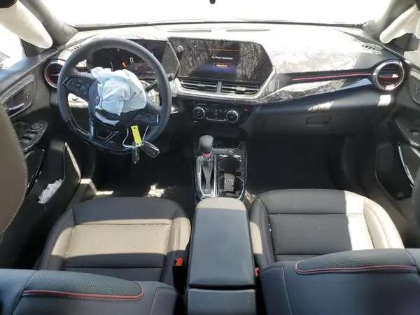 KL77LJEP1SC205147 2025 CHEVROLET TRAX - Image 8