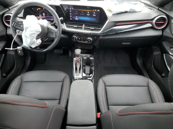 KL77LJEP1SC325479 2025 CHEVROLET TRAX - Image 8