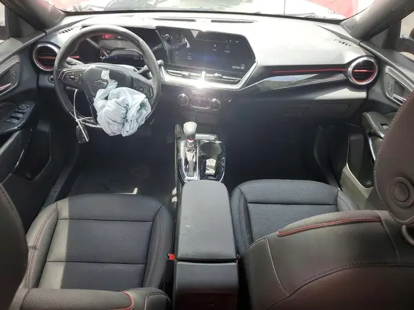 KL77LJEP1TC076957 2026 CHEVROLET TRAX - Image 8