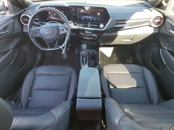 KL77LJEP2SC022727 2025 CHEVROLET TRAX - Image 8