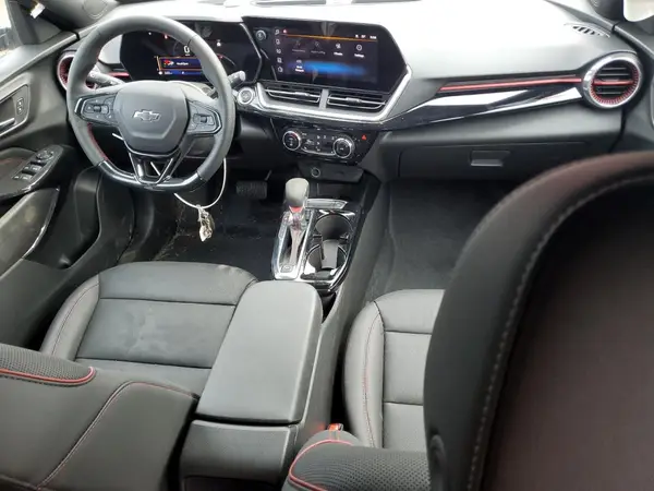 KL77LJEP2SC063200 2025 CHEVROLET TRAX - Image 8