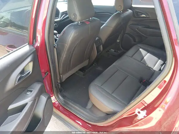 KL77LJEP2SC090462 2025 CHEVROLET TRAX - Image 8