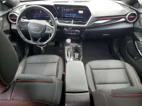 KL77LJEP2SC110015 2025 CHEVROLET TRAX - Image 8