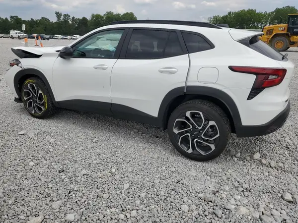 KL77LJEP2SC163278 2025 CHEVROLET TRAX - Image 2