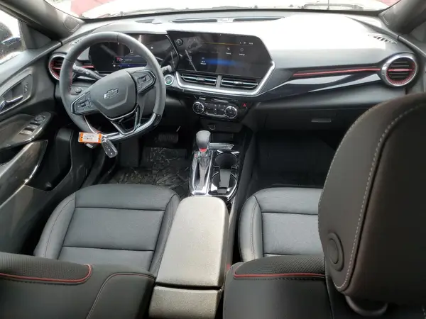 KL77LJEP2SC183336 2025 CHEVROLET TRAX - Image 8
