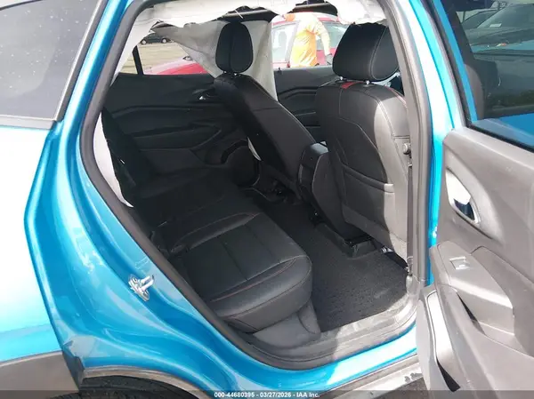 KL77LJEP2SC266104 2025 CHEVROLET TRAX - Image 8