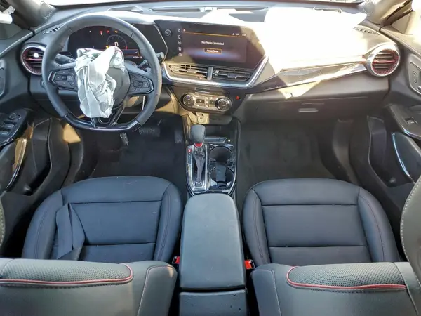 KL77LJEP2SC291570 2025 CHEVROLET TRAX - Image 8