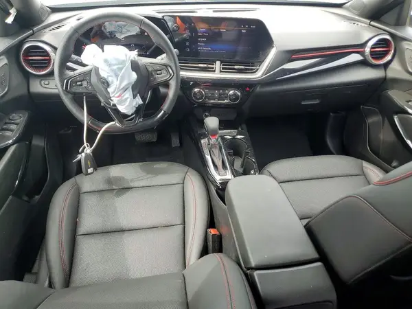 KL77LJEP2SC307136 2025 CHEVROLET TRAX - Image 8